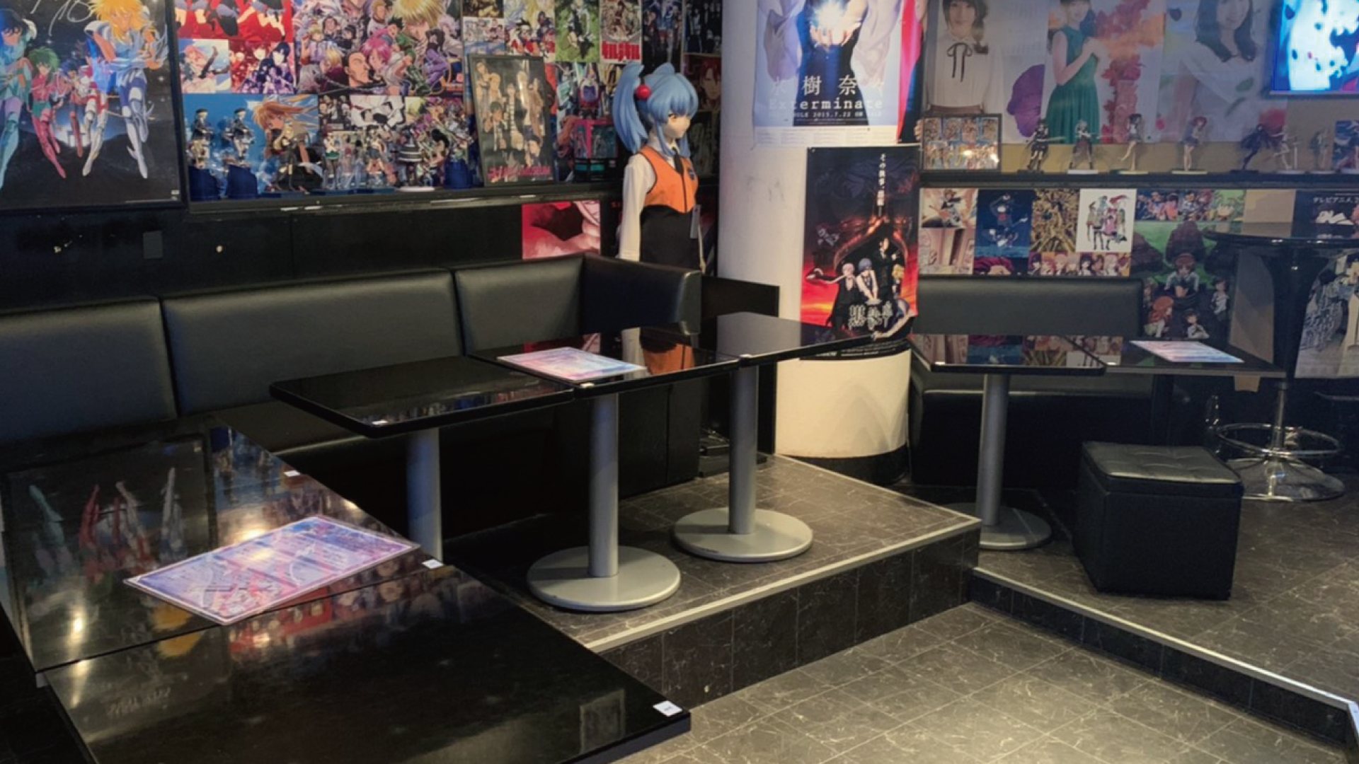 アニソンバー銀河 恵比寿店の店内